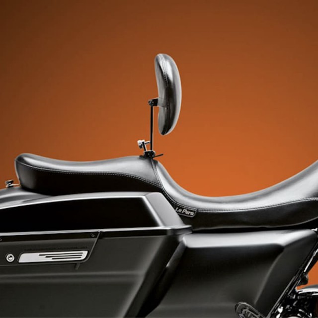LE PERA SILHOUETTE SMOOTH 2 UP SEAT WITH BACKREST HARLEY TOURING 08-21 - SIDE