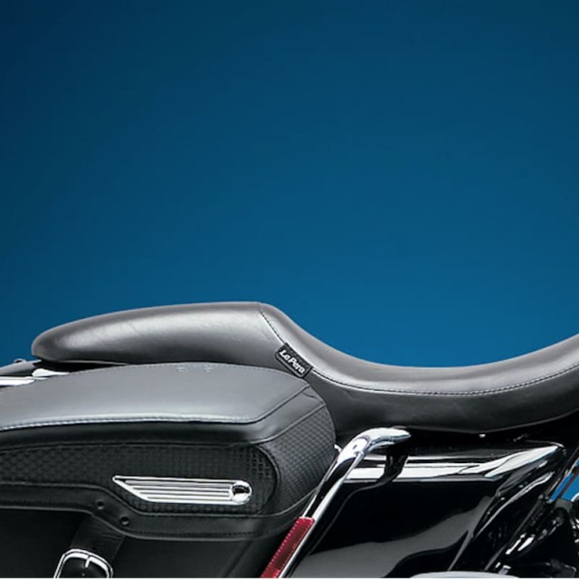 LE PERA SILHOUETTE SMOOTH SEAT HARLEY TOURING FLH-FLT 02-07 - SIDE