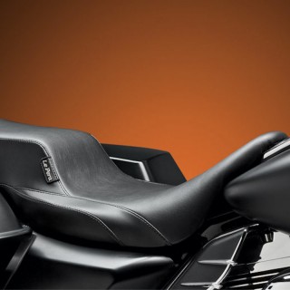 LE PERA NOMAD II 2 UP SMOOTH SEAT HARLEY TOURING 08-19