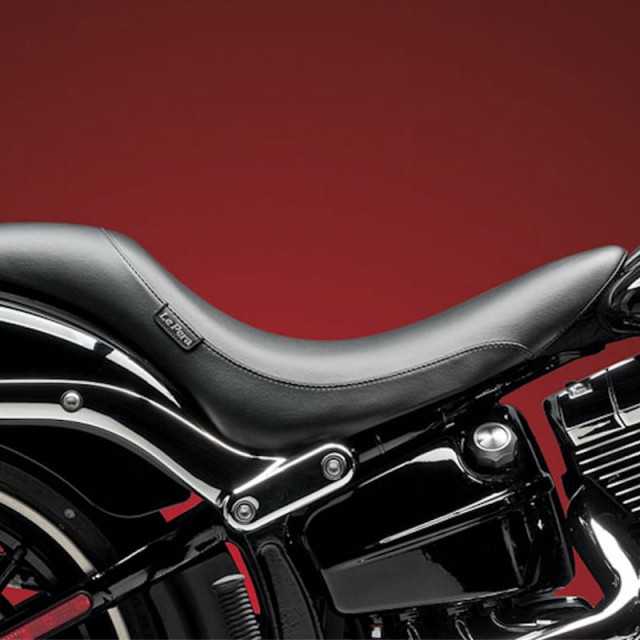 LE PERA SILHOUETTE SMOOTH SEAT HARLEY SOFTAIL FXSB 13-17 - SIDE