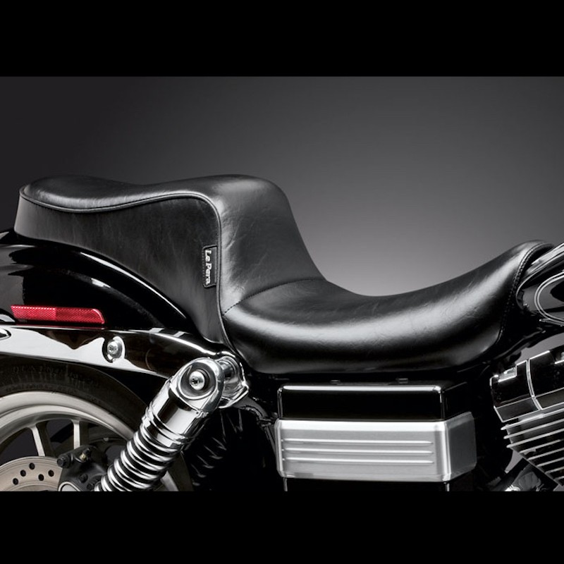 Le Pera Cherokee 2 Up Smooth Seat Harley Dyna 04-05 | BurnOutSpecial