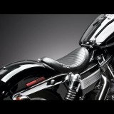 LE PERA LIL NUGGET PLEATED SEAT HARLEY DYNA - BACK