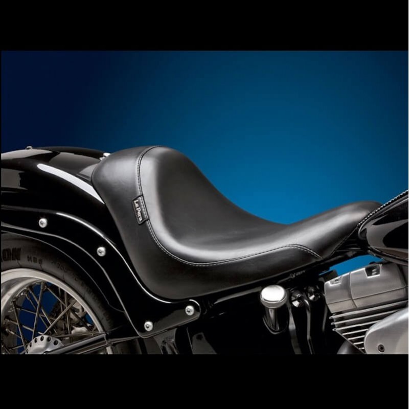 LE PERA SILHOUETTE DELUXE SOLO SEAT HARLEY SOFTAIL 2006-2017